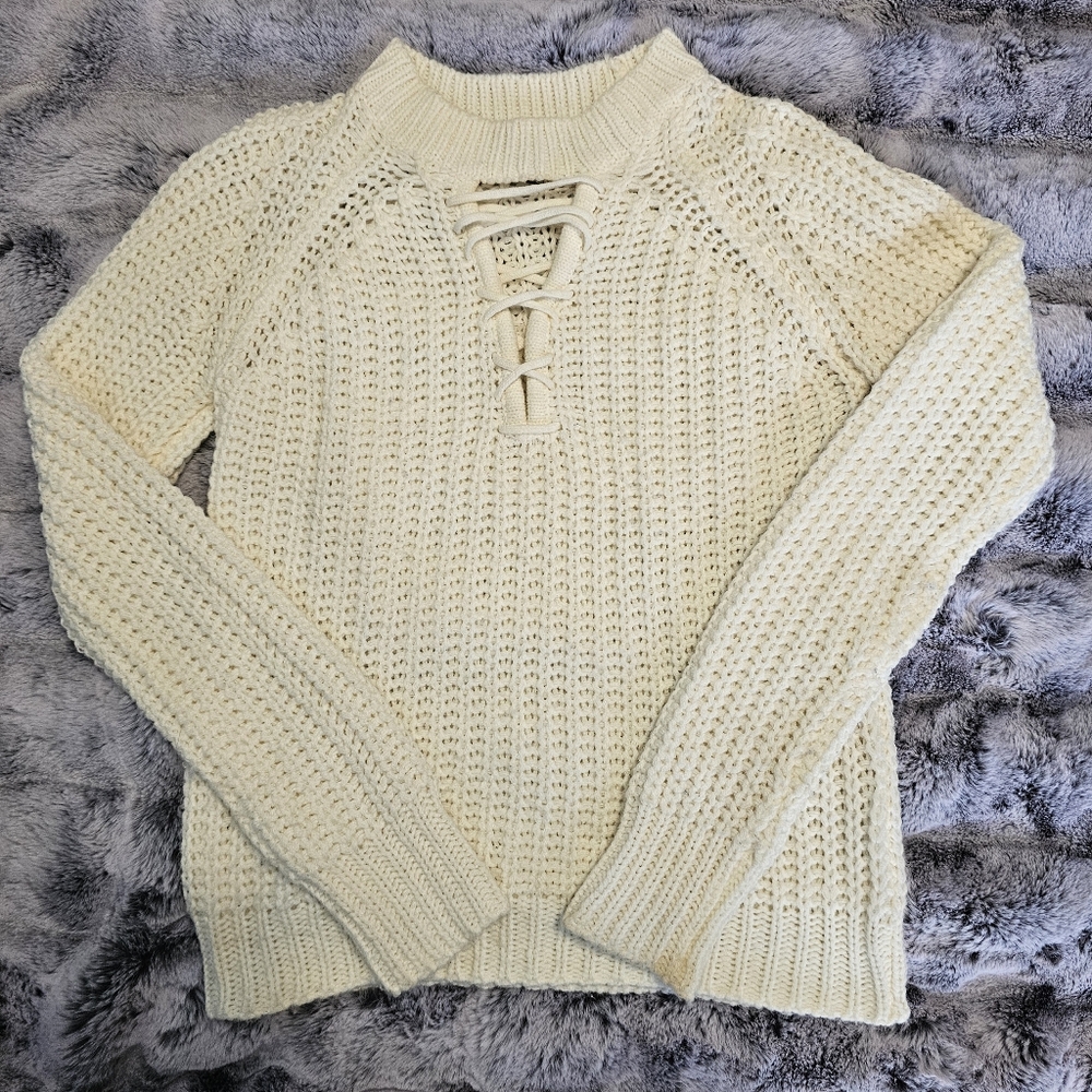 Derek Heart White knit criss cross neck sweater